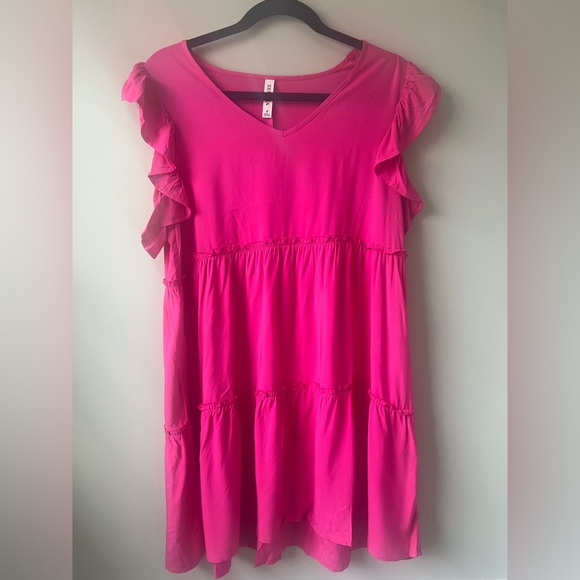 NWOT Ruffle Sleeve Tiered Mini Dress Multiple Sizes Available S, XL - Picture 2 of 2